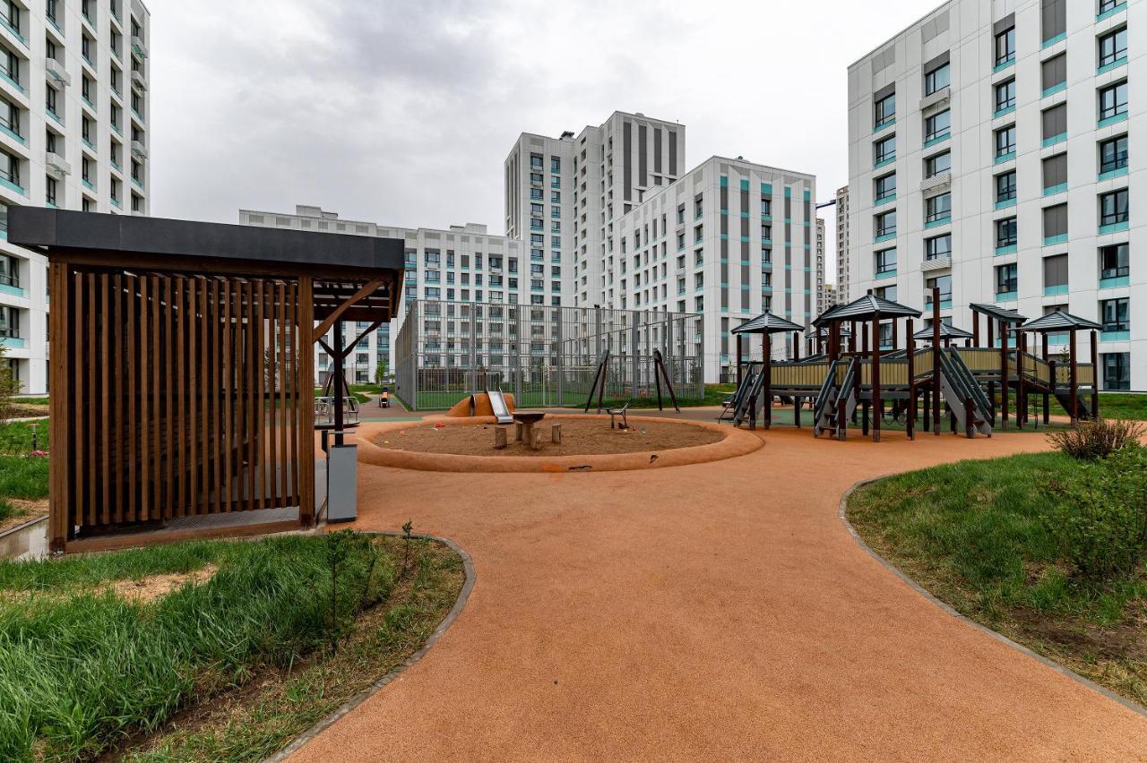 Уютная 1 Комнатная Freedom Apartment Astana Luaran gambar